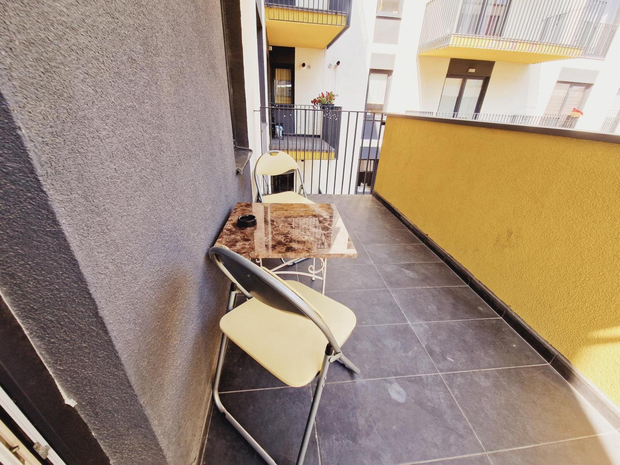 Ultracentral 5* Boutique Hotel Style Apartment. Brand New. 2 Rooms. Spacious. Free Parking Cluj-Napoca Exteriör bild